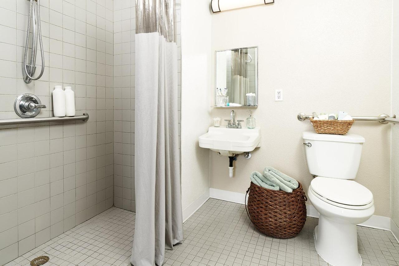 Intown Suites Extended Stay Chesapeake Va - I-64 Crossways Blvd ภายนอก รูปภาพ