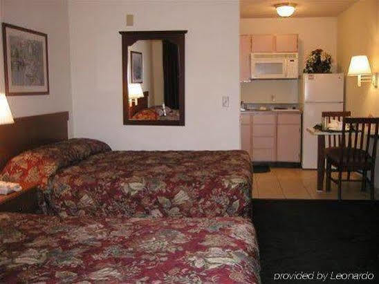 Intown Suites Extended Stay Chesapeake Va - I-64 Crossways Blvd ภายนอก รูปภาพ